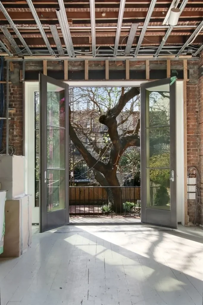 Daniel Craig House Open Door